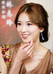 情书的明星,明星演绎浪漫爱情故事